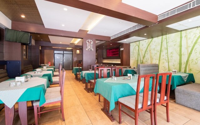 Capital O 60578 Hotel Maya International