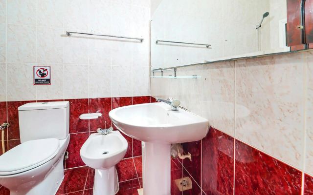 OYO 120 Concord International Hotel