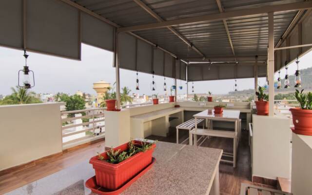 OYO 13649 Megalahatti Residency