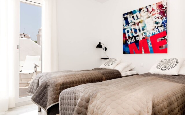 Ivy4- Modern 2 Bedroom Duplex Close To Beach