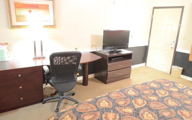 Budget Host Inn & Suites