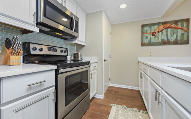 Edgewater Tower 2-105 - 1393775