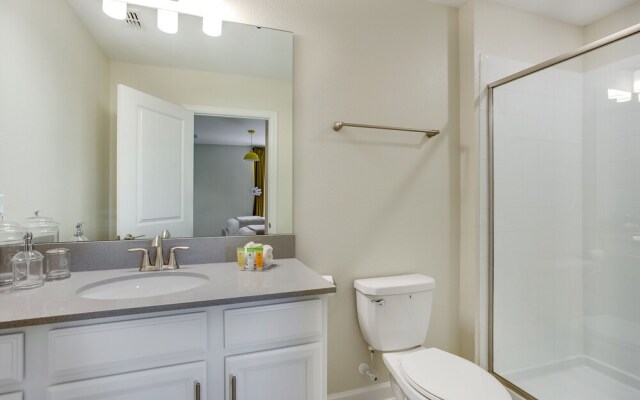 Contemporary Home w/ Private Pool& Spa!