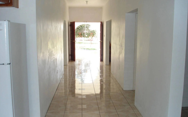Treasure Bay Guesthouse