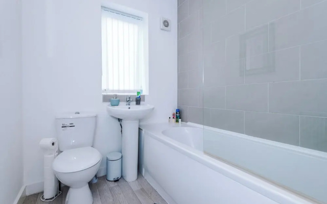 3 Bed-sleeps 5-garden-parking