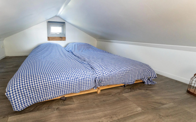 Modern holiday home in Callantsoog with garden