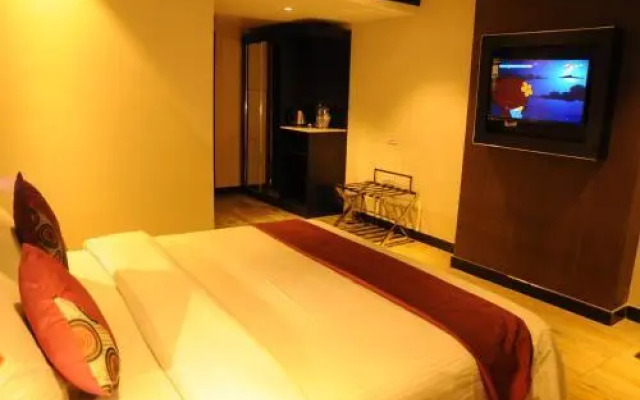 Shaans I Suites