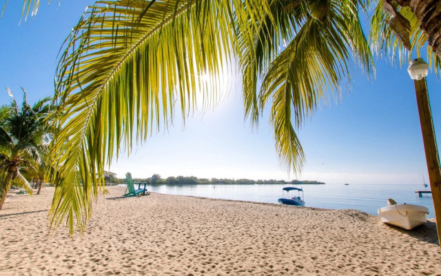 KhalKob's Belize