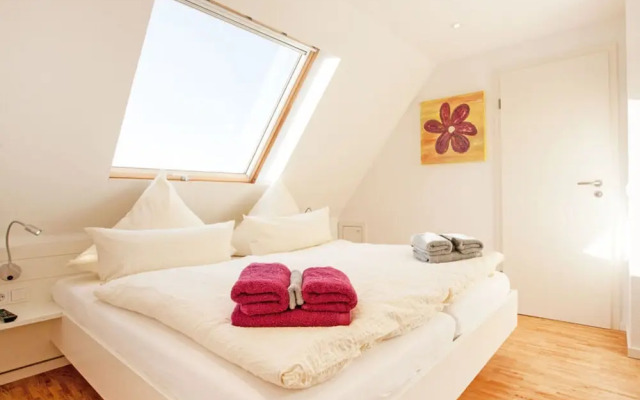 "levke" in Residence on the South Beach