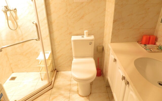 Dalian Xinglaier Apartment
