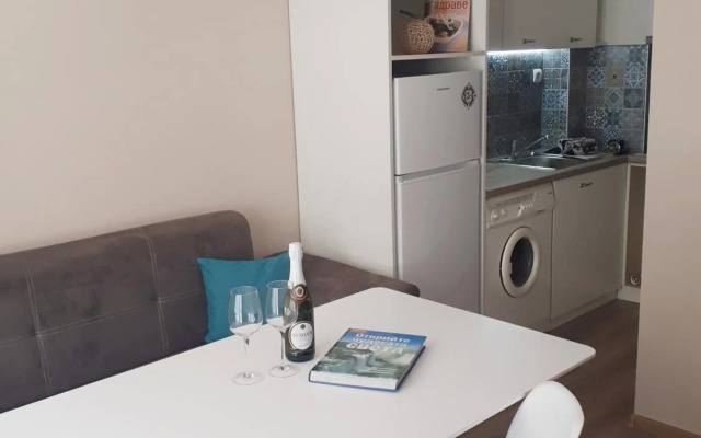 HostEx Meraki Apartment