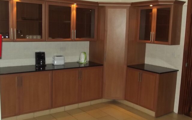Kaaz Apartments