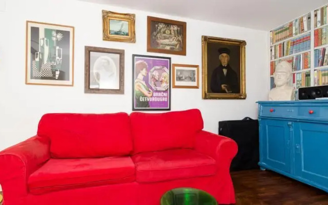 Apartment Energy House