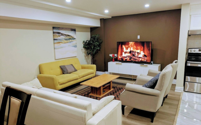 Cozy 2-bedroom House Rental in Brampton's Mount Pleasant