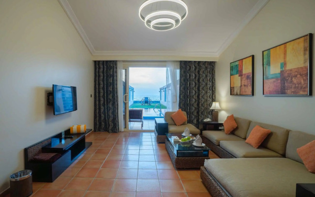 Al Nawras Island Resort