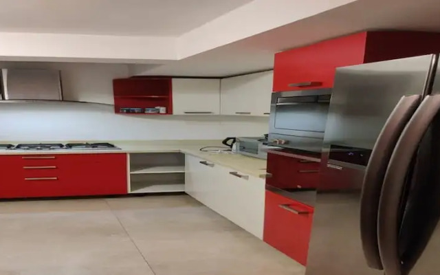 Jungle Hut- Annabelles Beach Apartments at Bernard Simao Calangute
