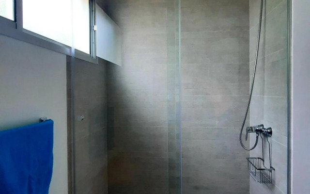 Piso céntrico, amplio, luminoso y familiar con garaje.