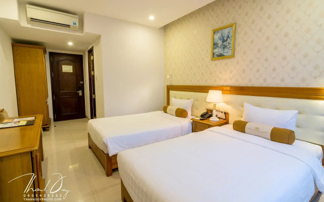 Royal Family Hotel Da Nang