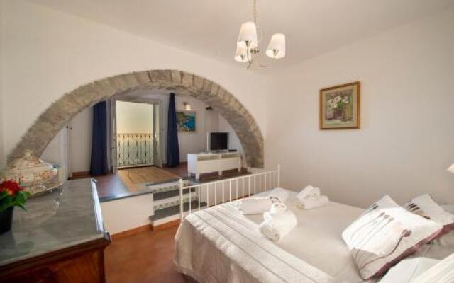 Flat 1 Bedroom 2 Bathrooms - Praiano