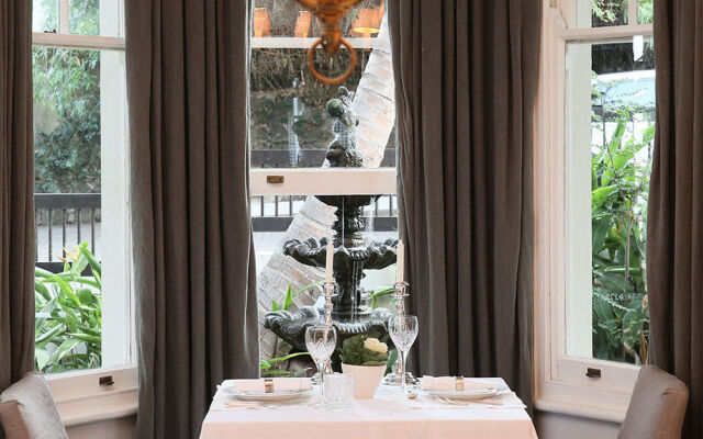 Lambert House Guesthouse