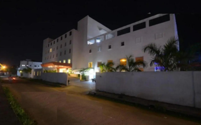 Sterling V Grand Madurai