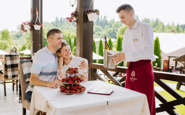 Kyivska Russ Hotel
