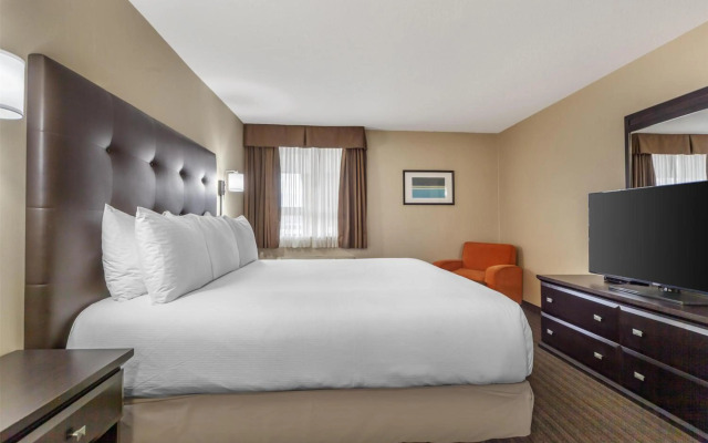 Best Western Cold Lake Inn