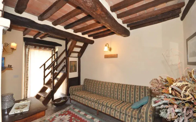 Borgo Elena