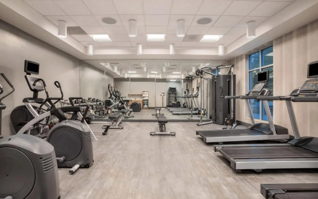 Crowne Plaza Shenandoah - The Woodlands Area by IHG