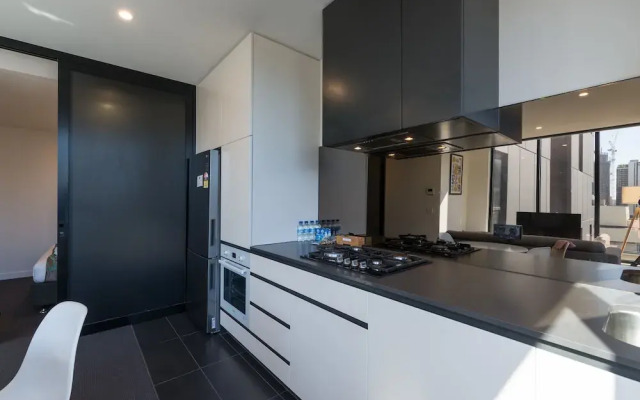 Bourke 2BR1BA Apt close to Chinatown centre