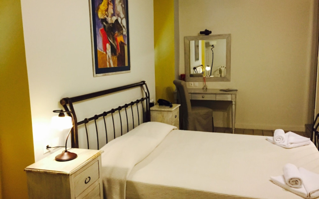 Arethousa Hotel