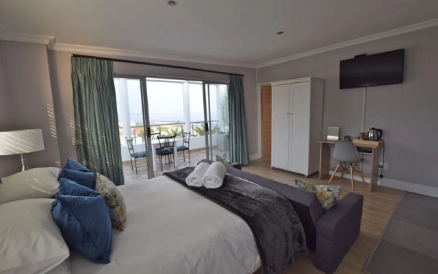 Dolphin House Apartments