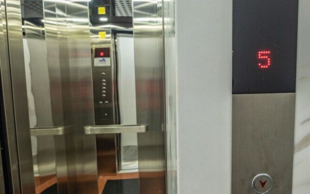 Eldoris Apartment & Hotel