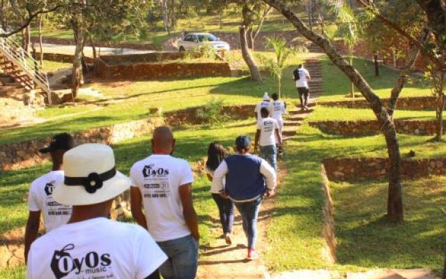 Mudziyashe Resort Lodge