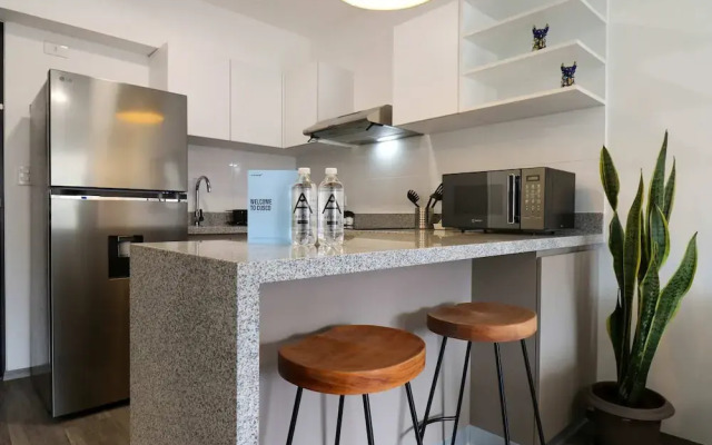w Radiant 1BR w Perfect Balcony in Cusco