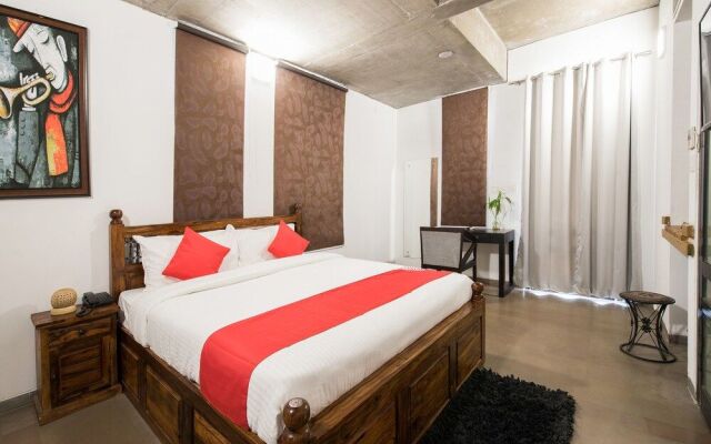 Capital O 15942 Anting Villa Hotel