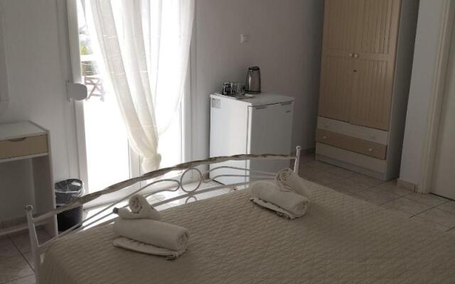 Filoxenia by Grispos Villas