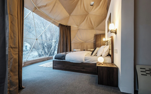The Crystal Resort