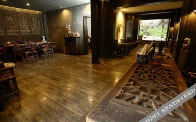 QingXi Zen Courtyard Retreat in Fenghuang
