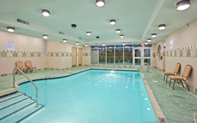 Holiday Inn Hotel & Suites Surrey East Cloverdale by IHG