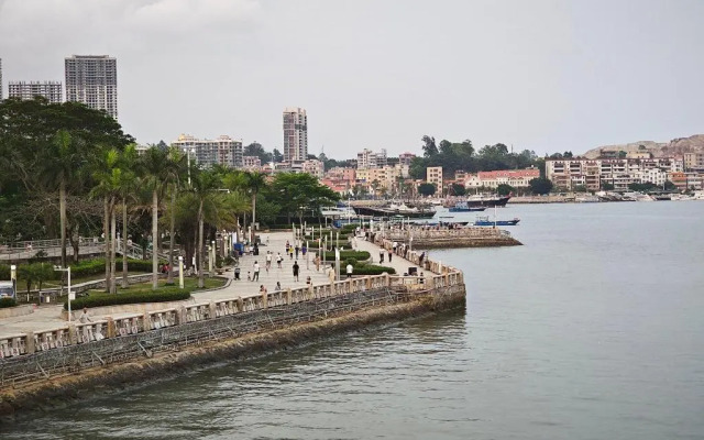 Vienna International Hotel (Huizhou Daya Bay Coastal Park Branch)