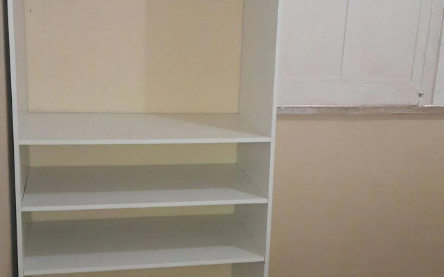 Hostel For Us