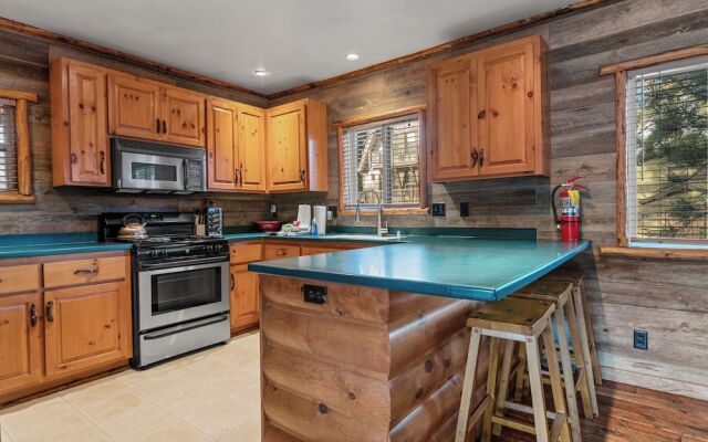 Blue Lagoon Lakefront