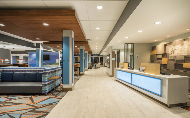 Holiday Inn Express & Suites Greenville SE - Simpsonville by IHG