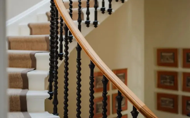 Prestigious Townhouse close to Princes Street