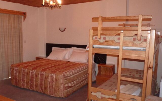 Mountain Rose Garden Hotel