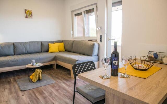 Apartmani Petra, Tea i Joža