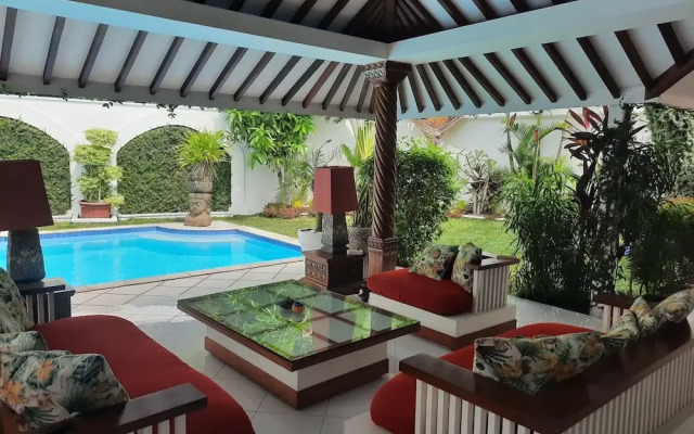 Yogyakarta Tropicana Villa