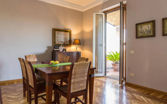 Santonofrio Apartments