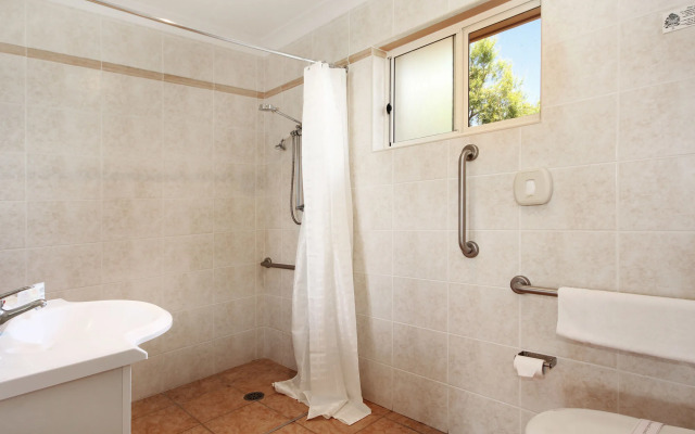 Edward Parry Motel & Apartments